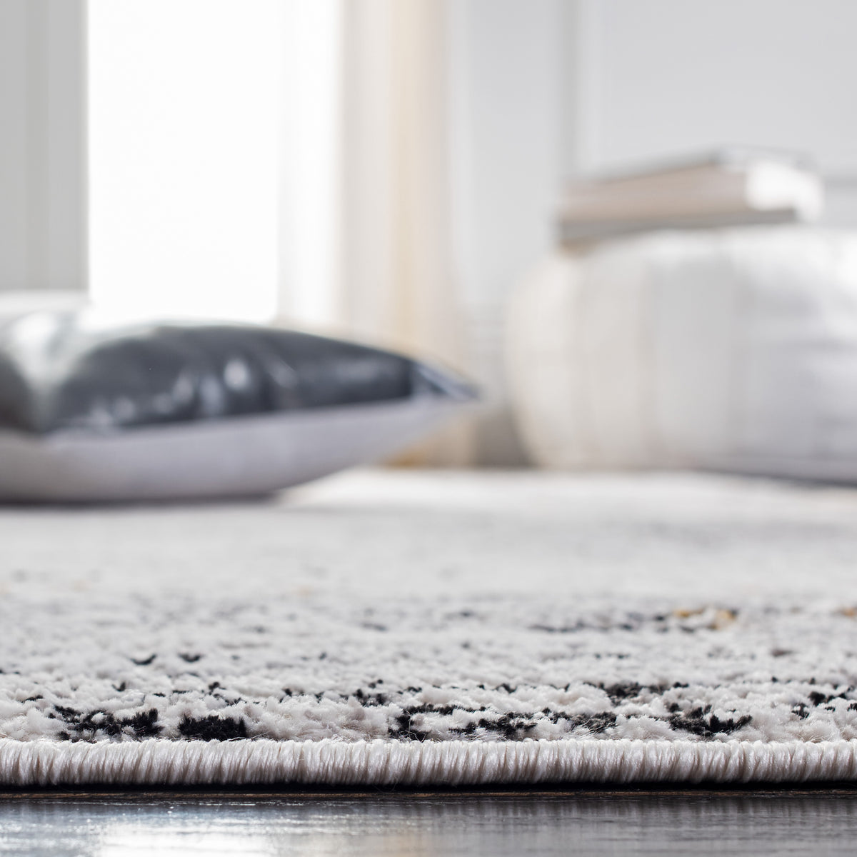 Variant gallery image 2