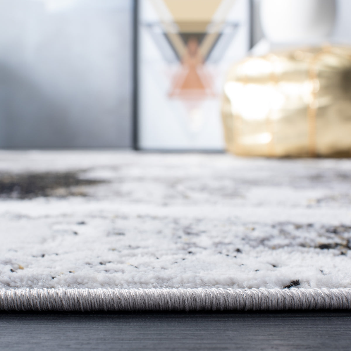 Variant gallery image 3