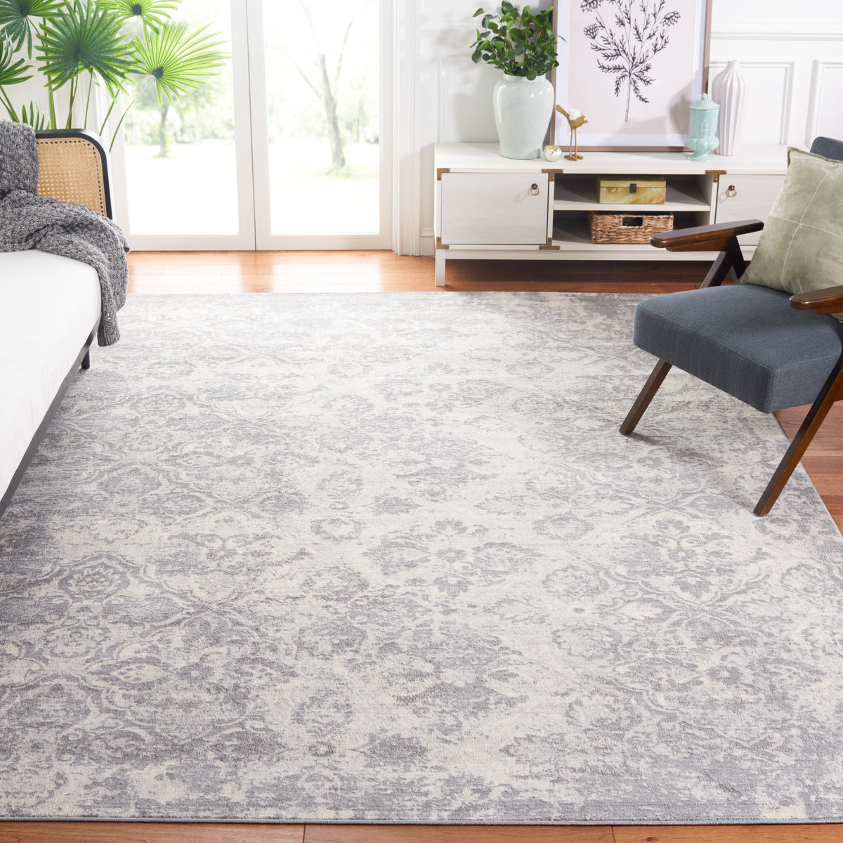 Variant gallery image 2