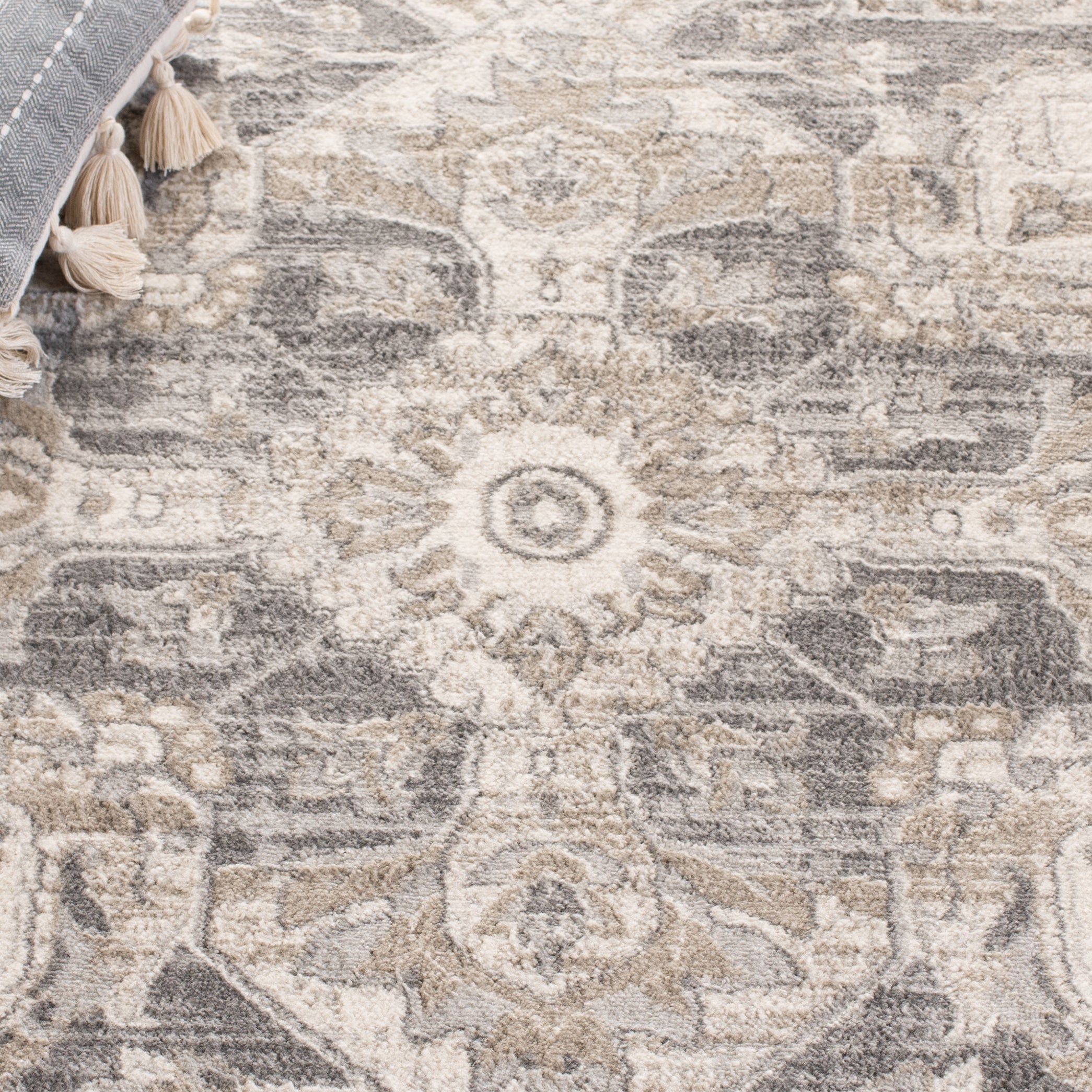 BRENTWOOD RUG COLLECTION - BNT865 - SAFAVIEH