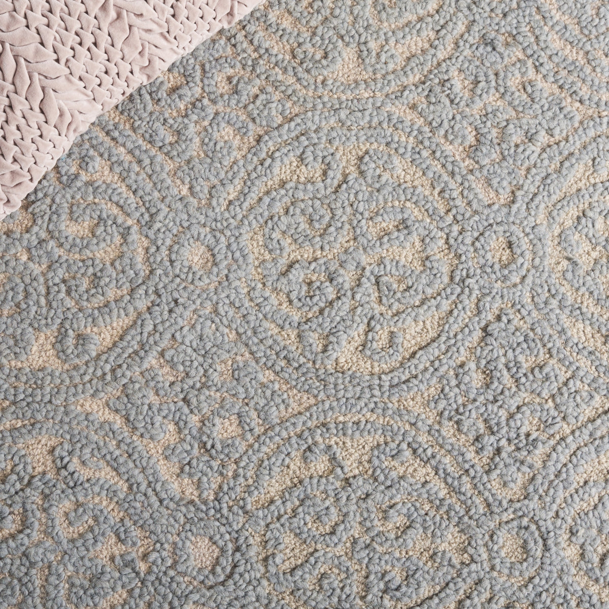 Variant gallery image 2