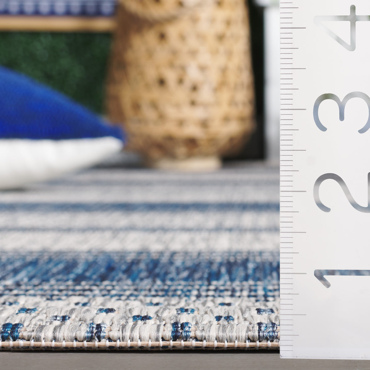 Variant gallery image 4