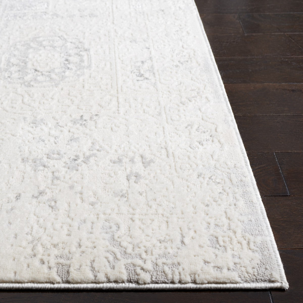 Hanna  Rug Collection - HAN107A - SAFAVIEH