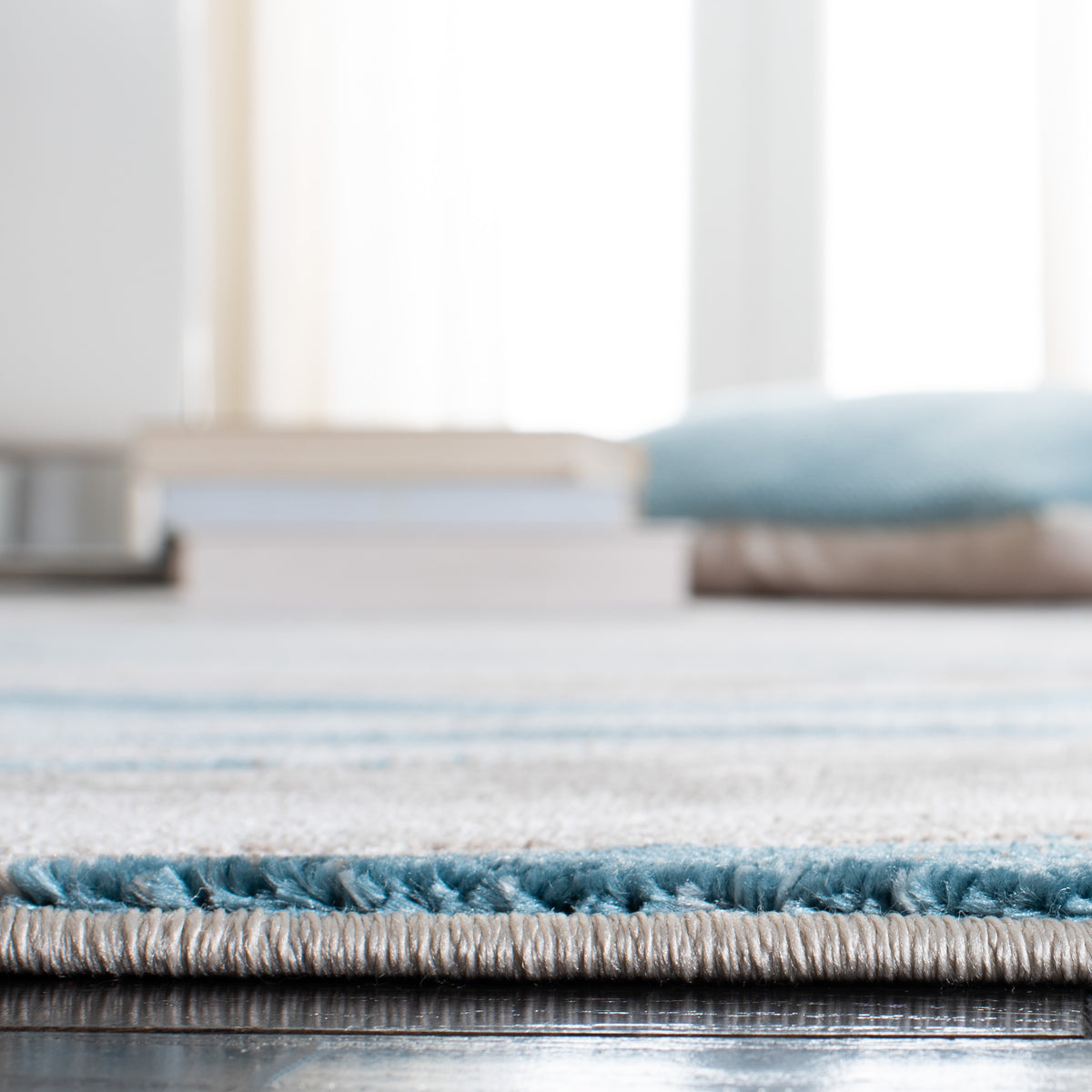 Variant gallery image 3