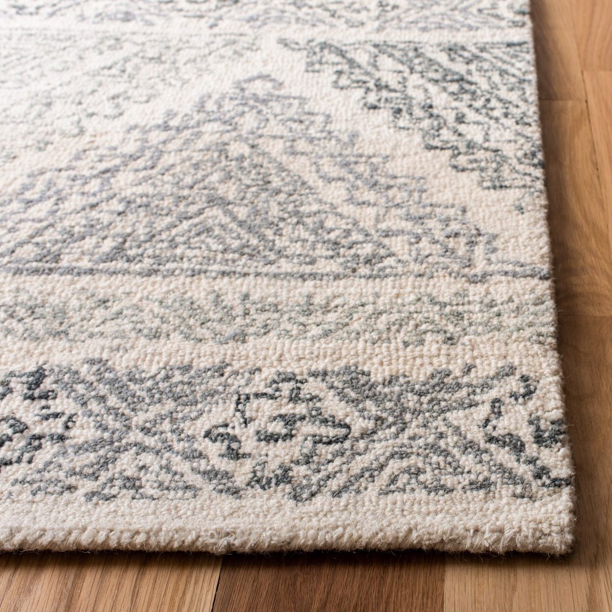 Variant gallery image 2