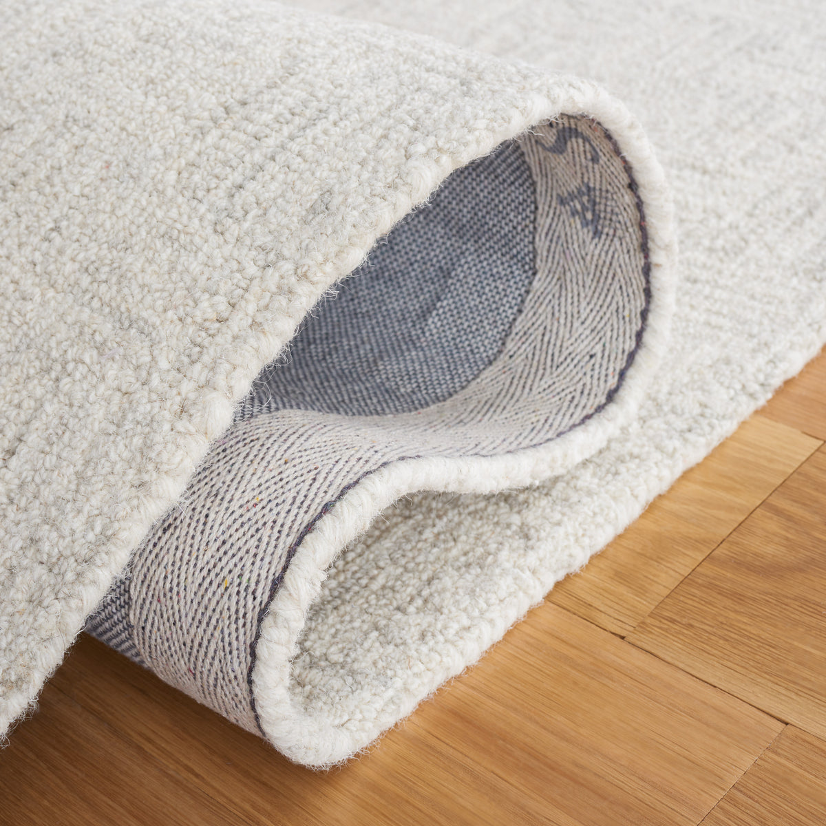 Variant gallery image 4