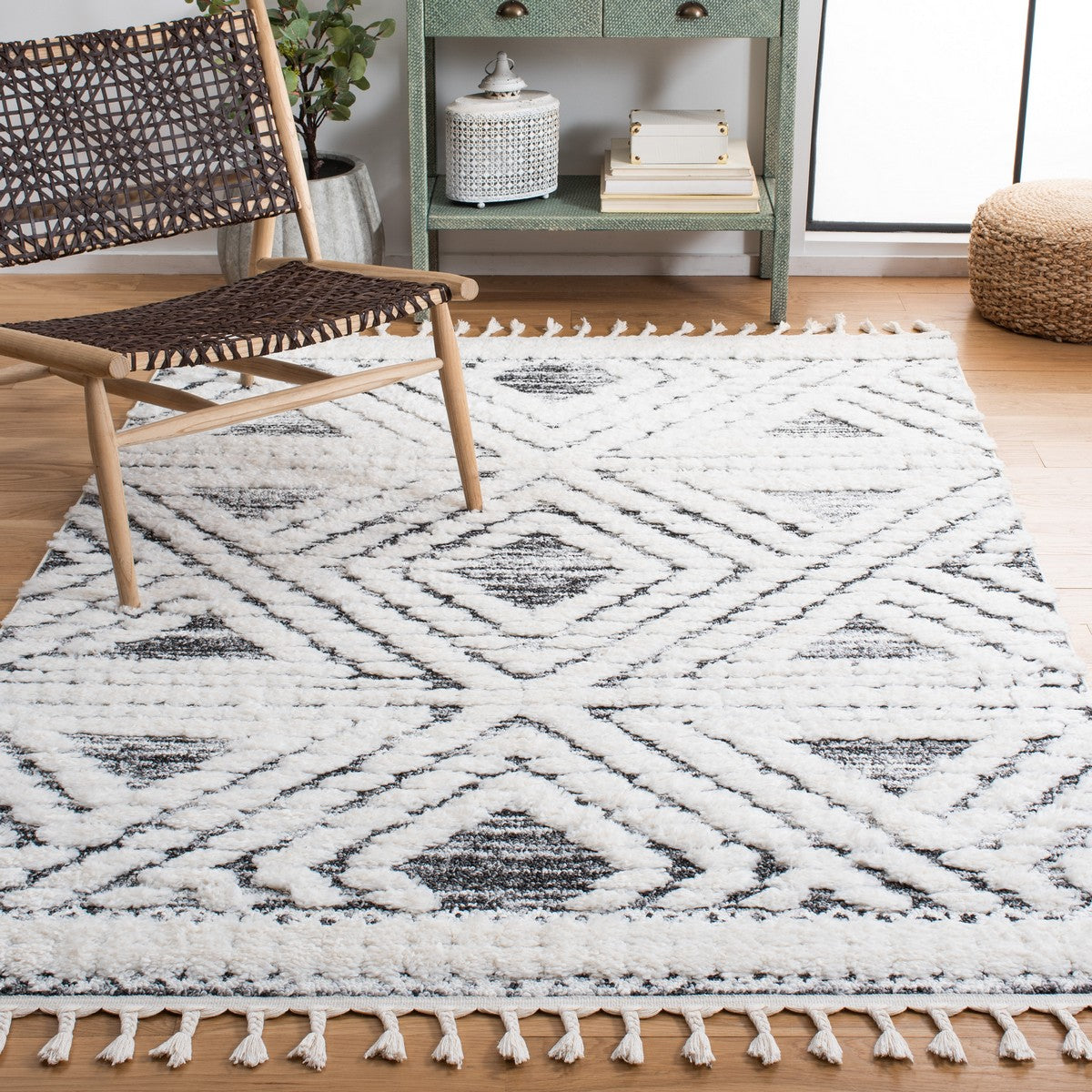 Moroccan Tassel Shag  Rug Collection - MTS614A - SAFAVIEH