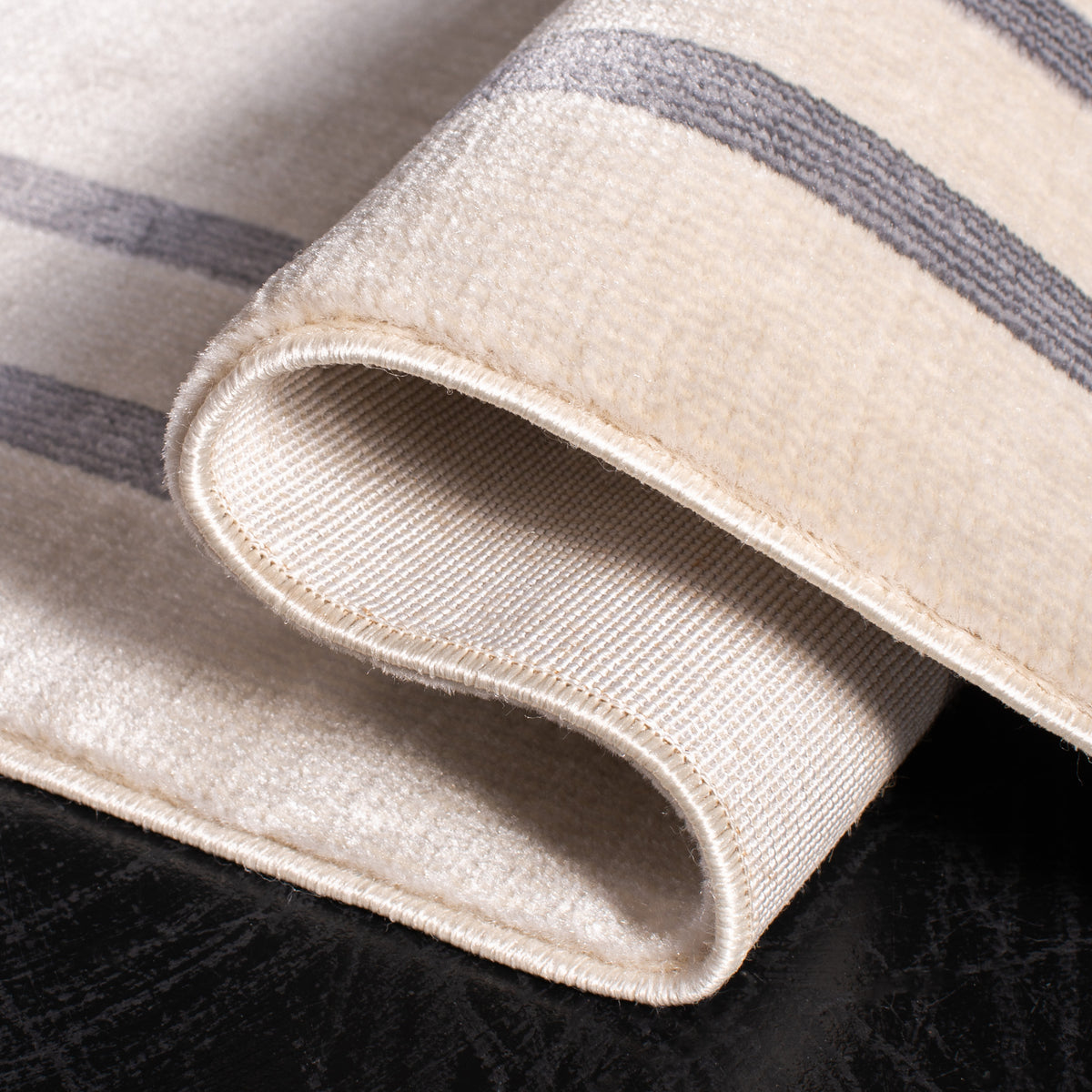 Variant gallery image 4