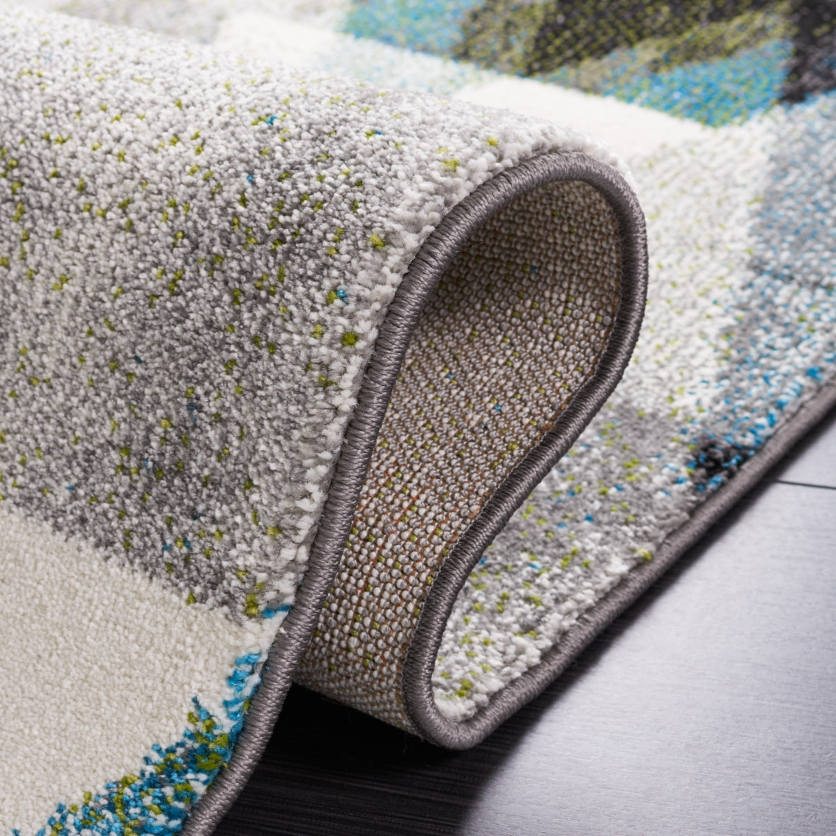 Variant gallery image 3