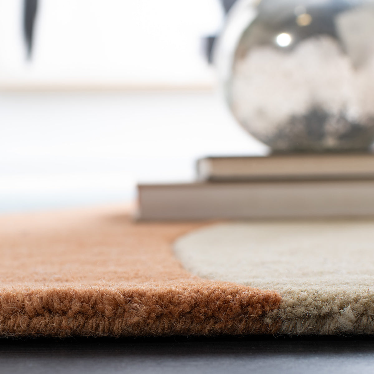 Variant gallery image 3