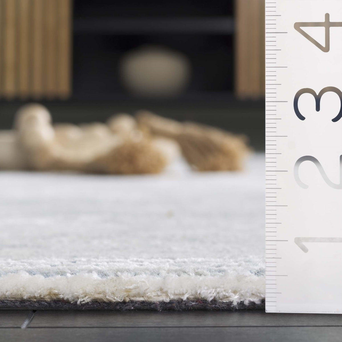 Variant gallery image 2