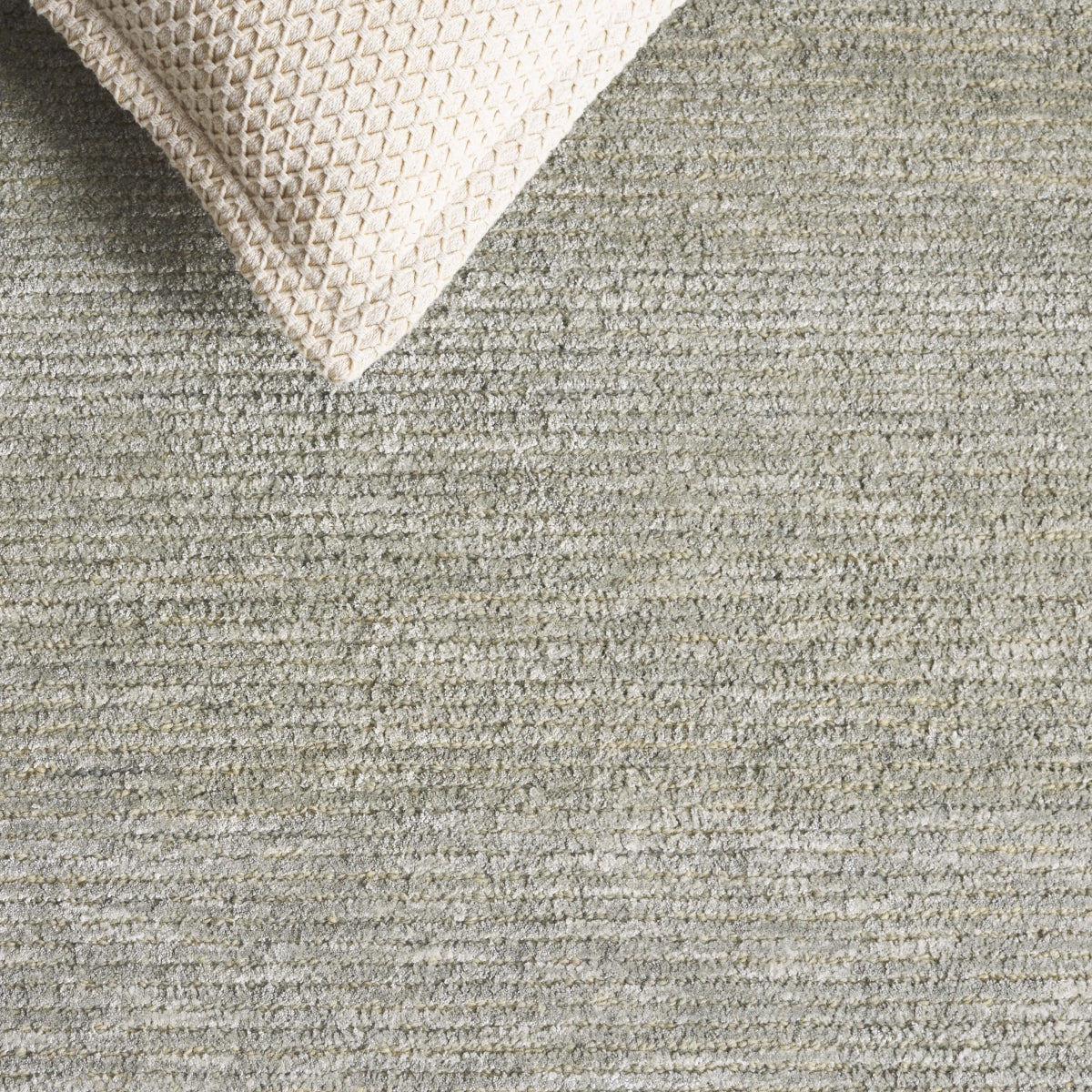 Variant gallery image 3