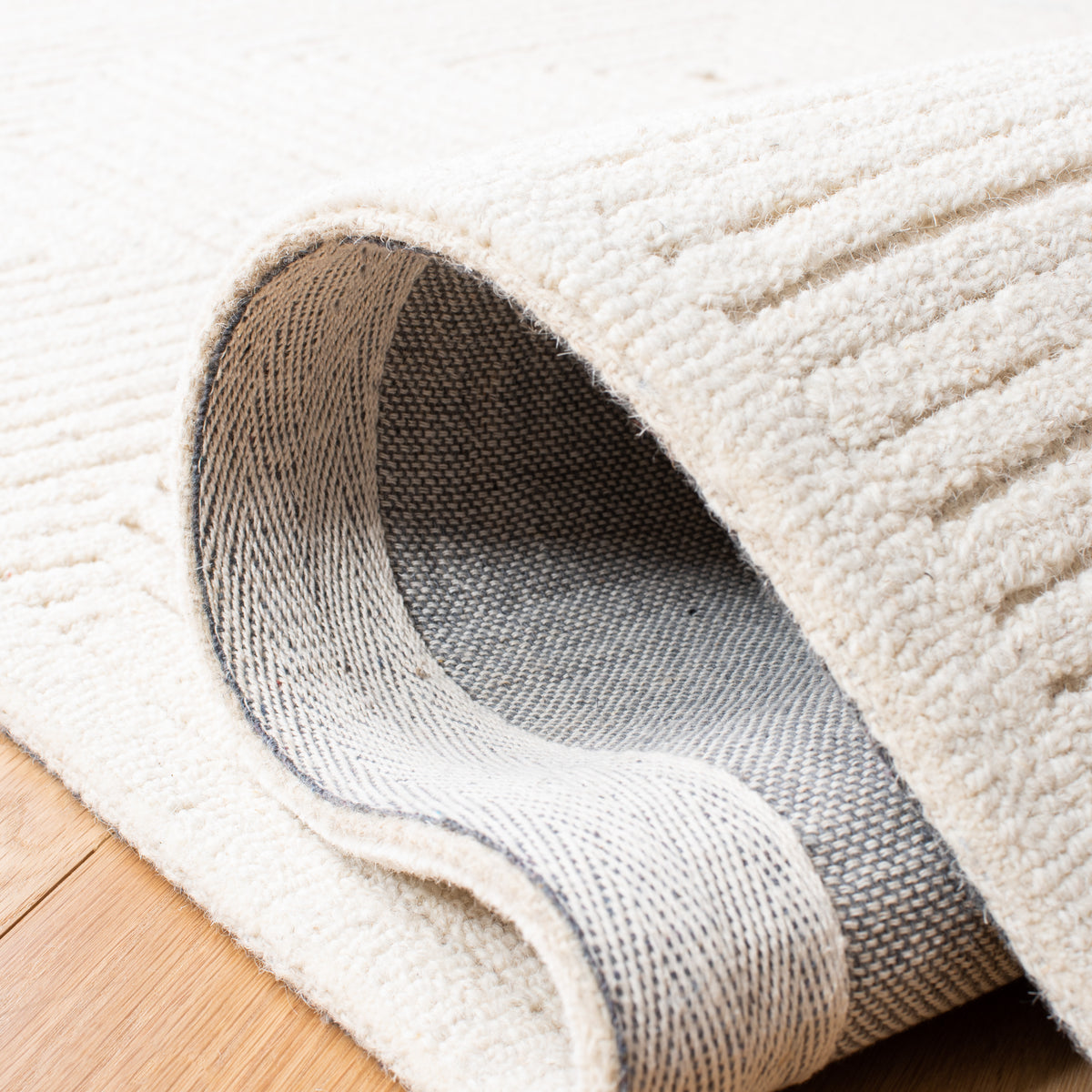 Variant gallery image 4