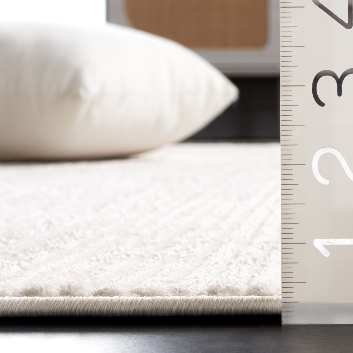 Variant gallery image 3