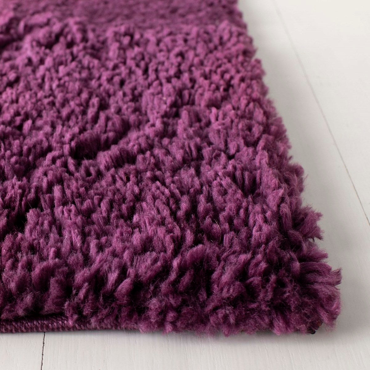 August Shag 900  Rug Collection - AUG900W - SAFAVIEH