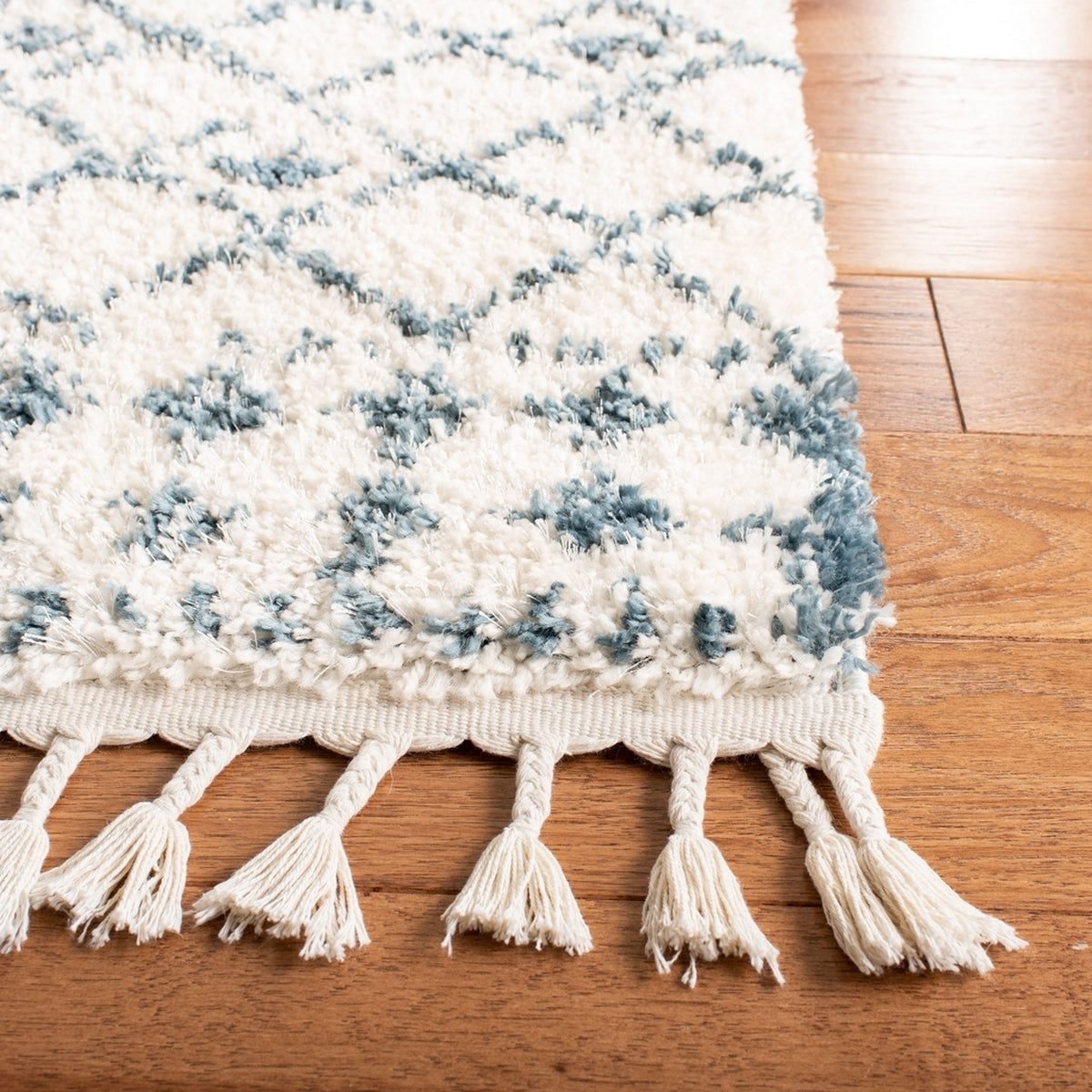 Berber Fringe Shag  Rug Collection - BFG519A - SAFAVIEH