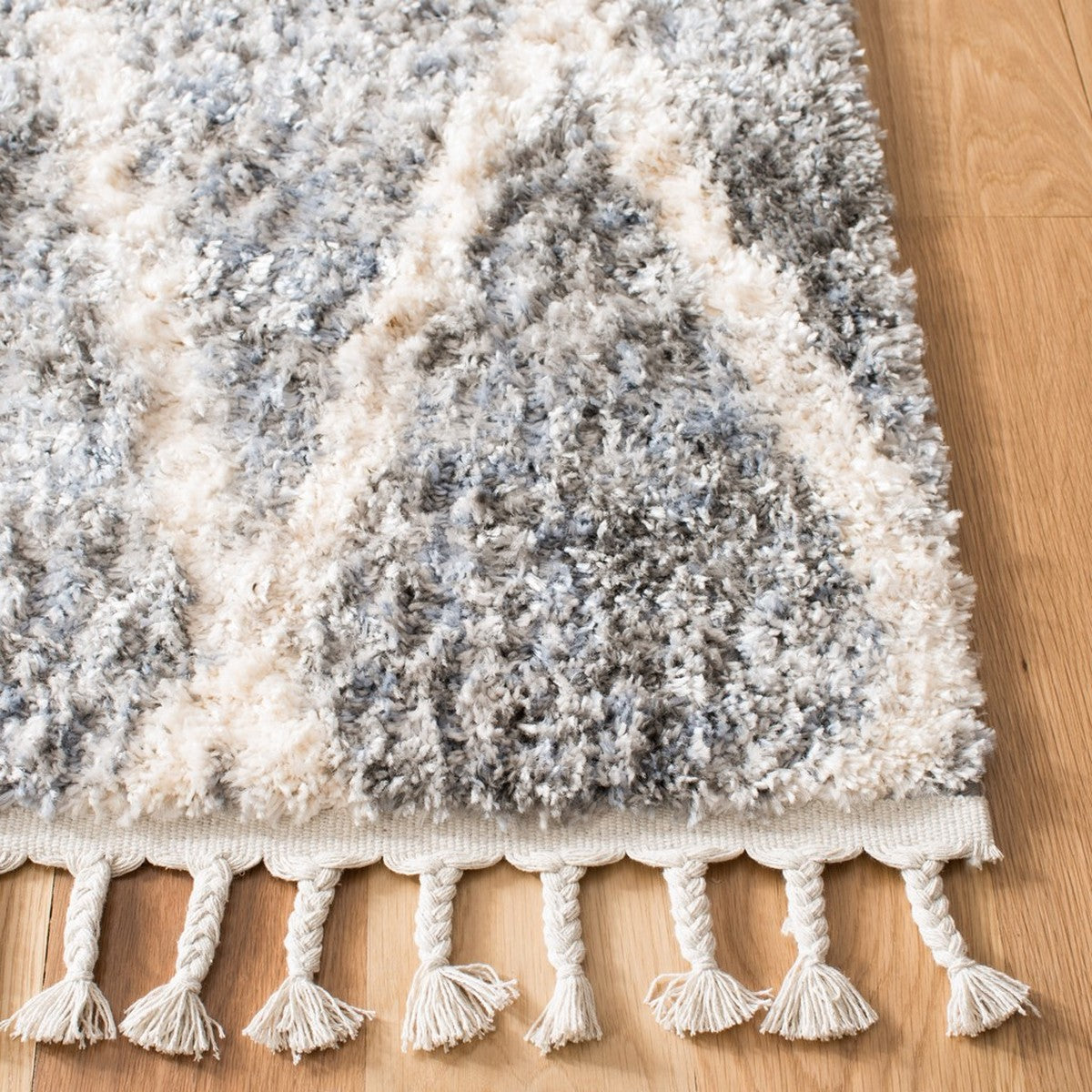 Berber Fringe Shag  Rug Collection - BFG628M - SAFAVIEH