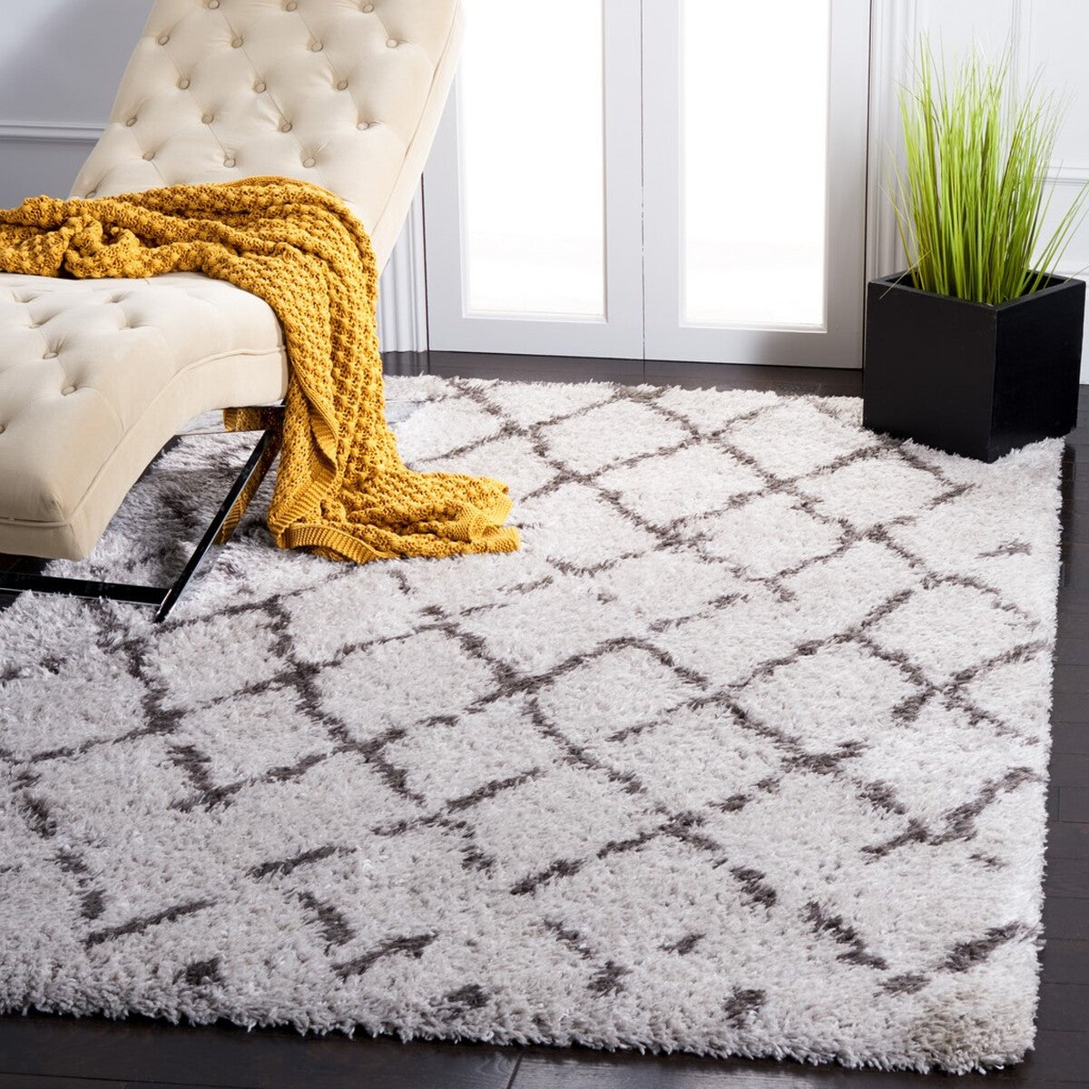 Flokati Shag 900  Rug Collection - FLK981G - SAFAVIEH