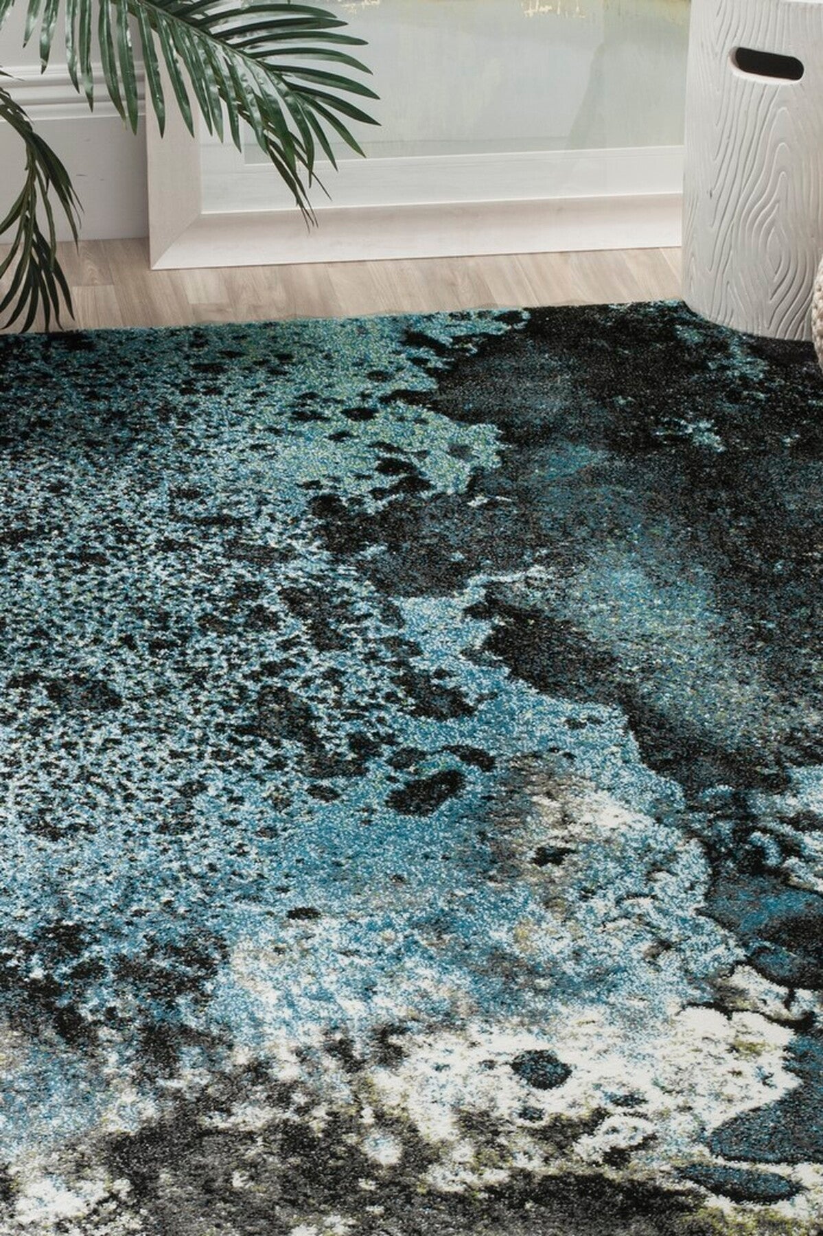 Glacier  Rug Collection - GLA124B - SAFAVIEH