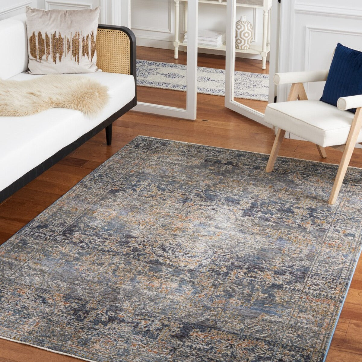 Limitee 700  Rug Collection - LIM748H - SAFAVIEH