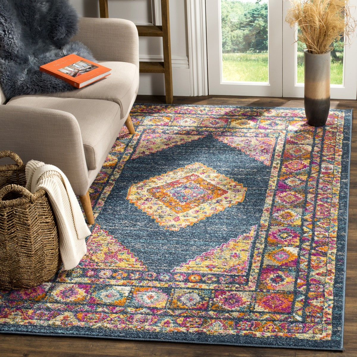 Madison  Rug Collection - MAD133C - SAFAVIEH