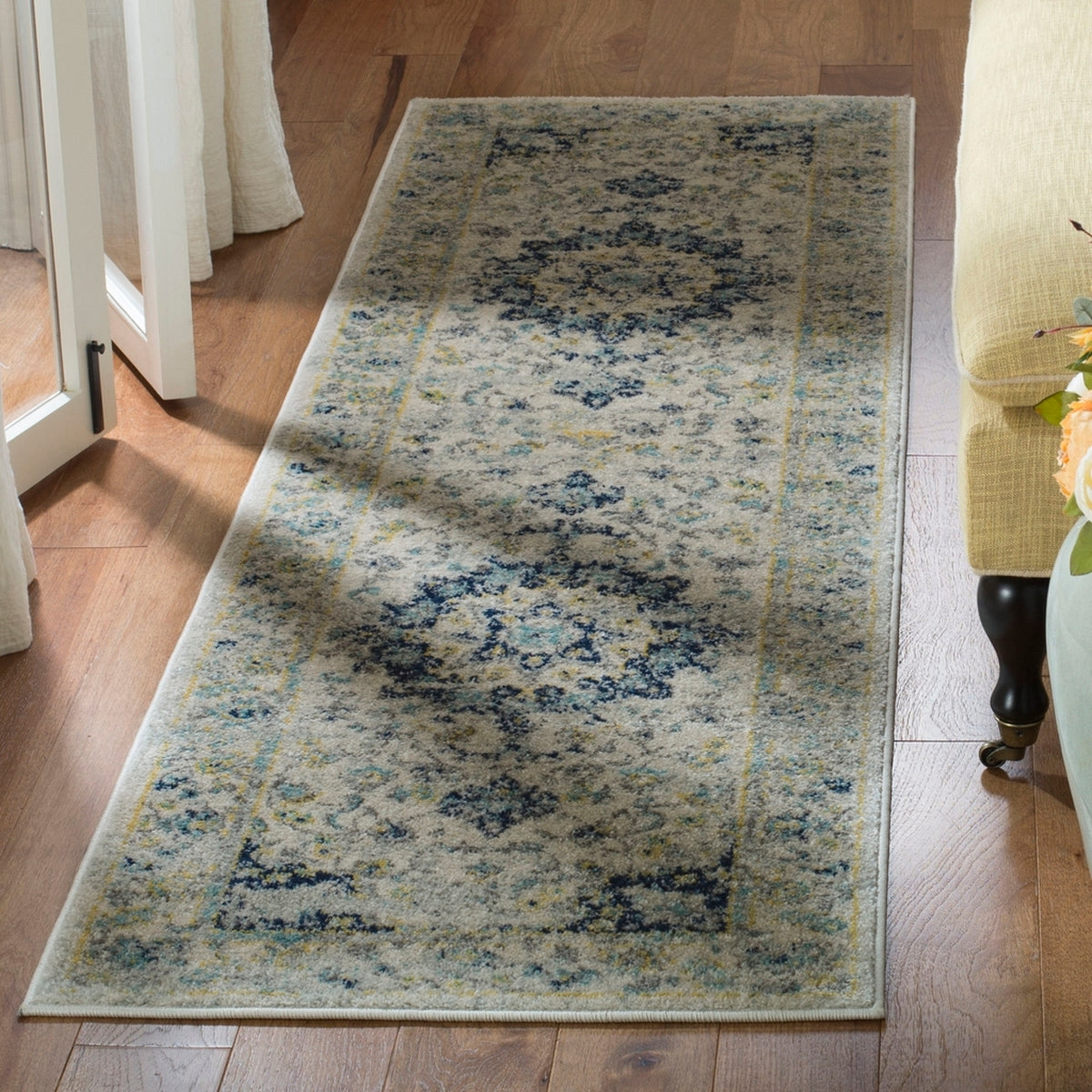 Madison  Rug Collection - MAD155M - SAFAVIEH