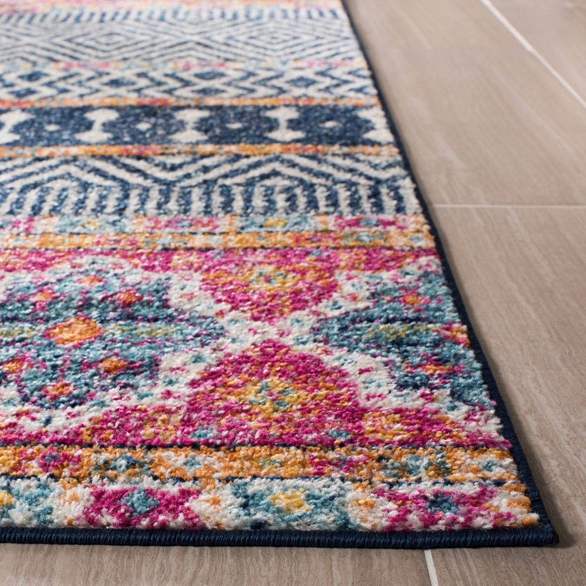 Madison 700  Rug Collection - MAD797N - SAFAVIEH