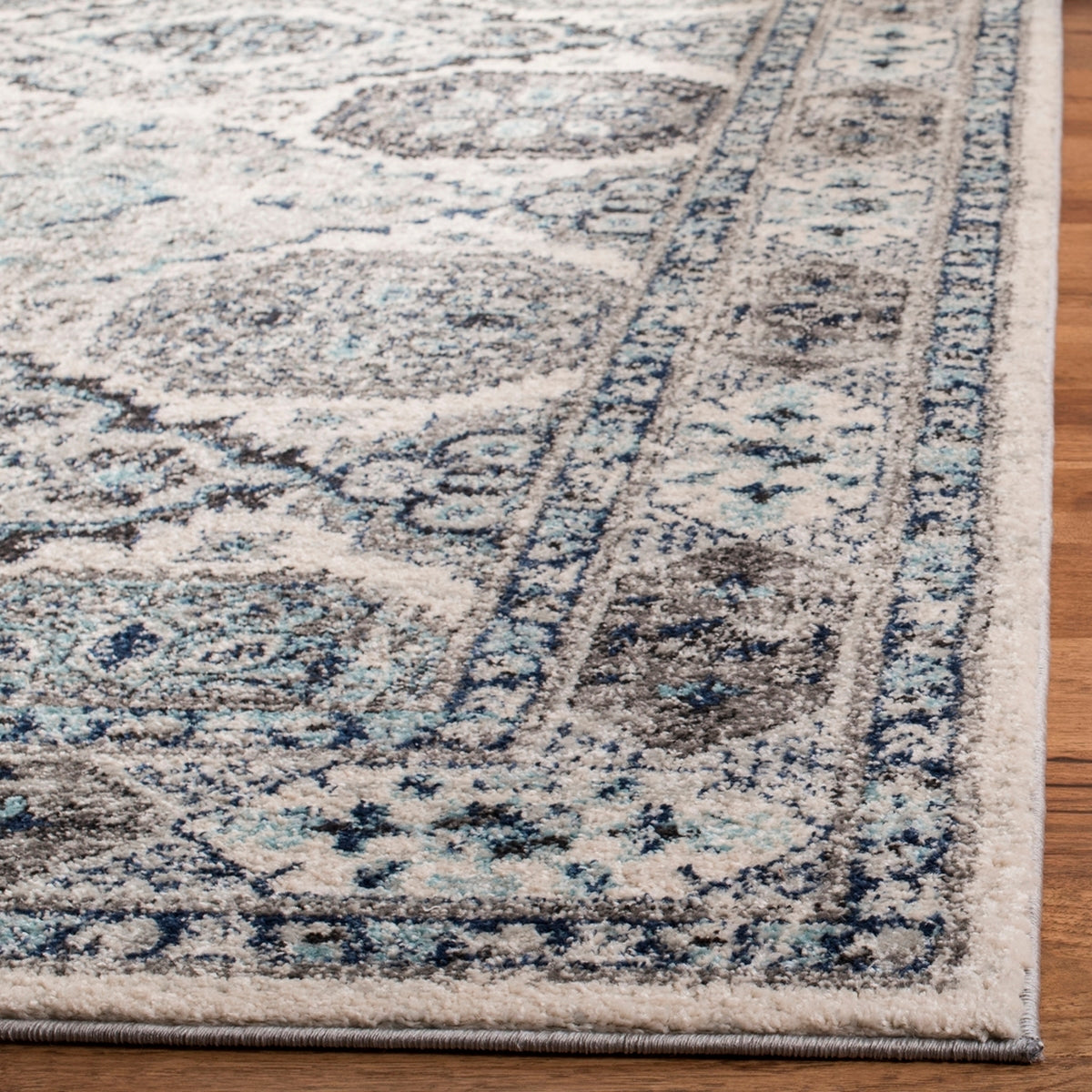 Madison 900  Rug Collection - MAD924F - SAFAVIEH