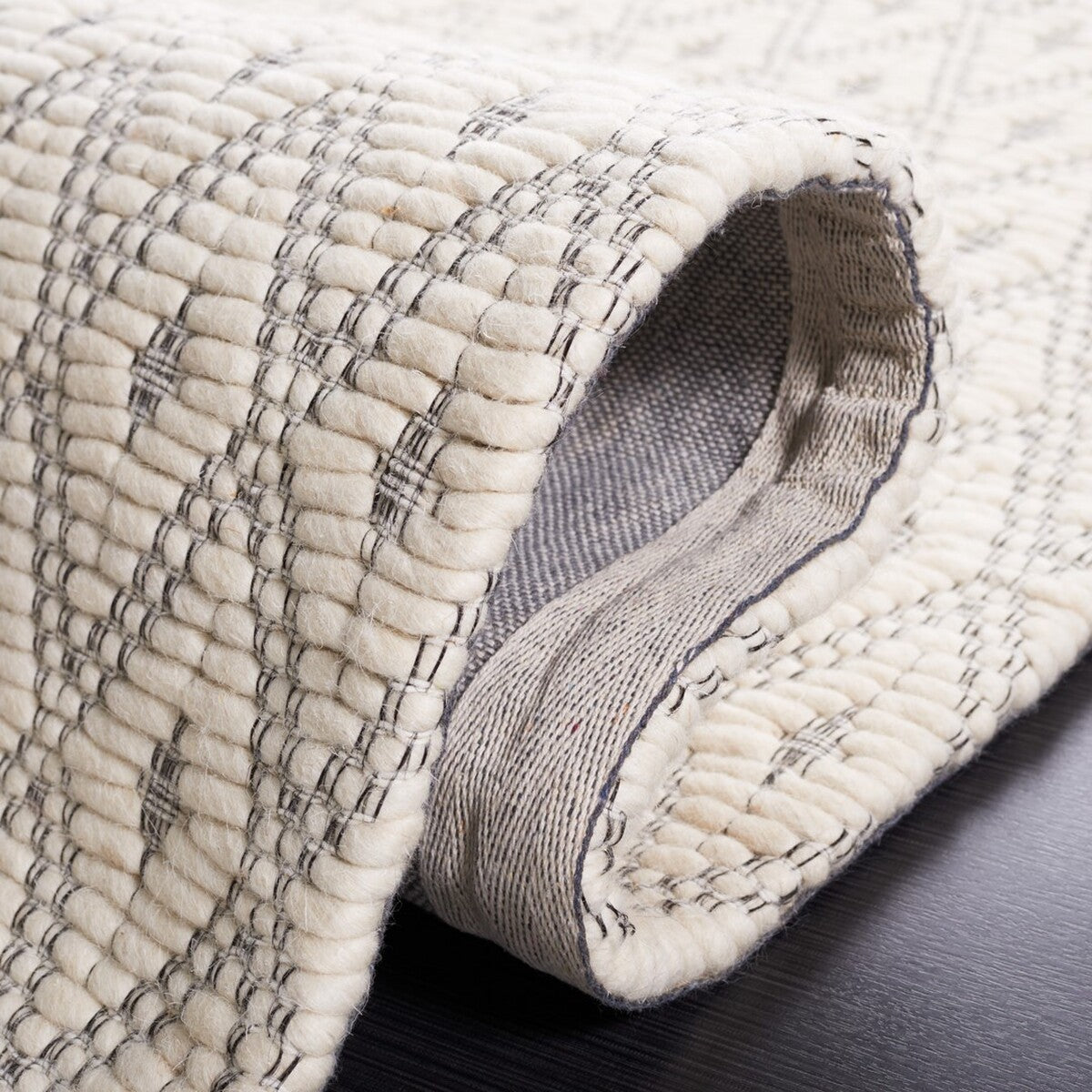 Variant gallery image 2