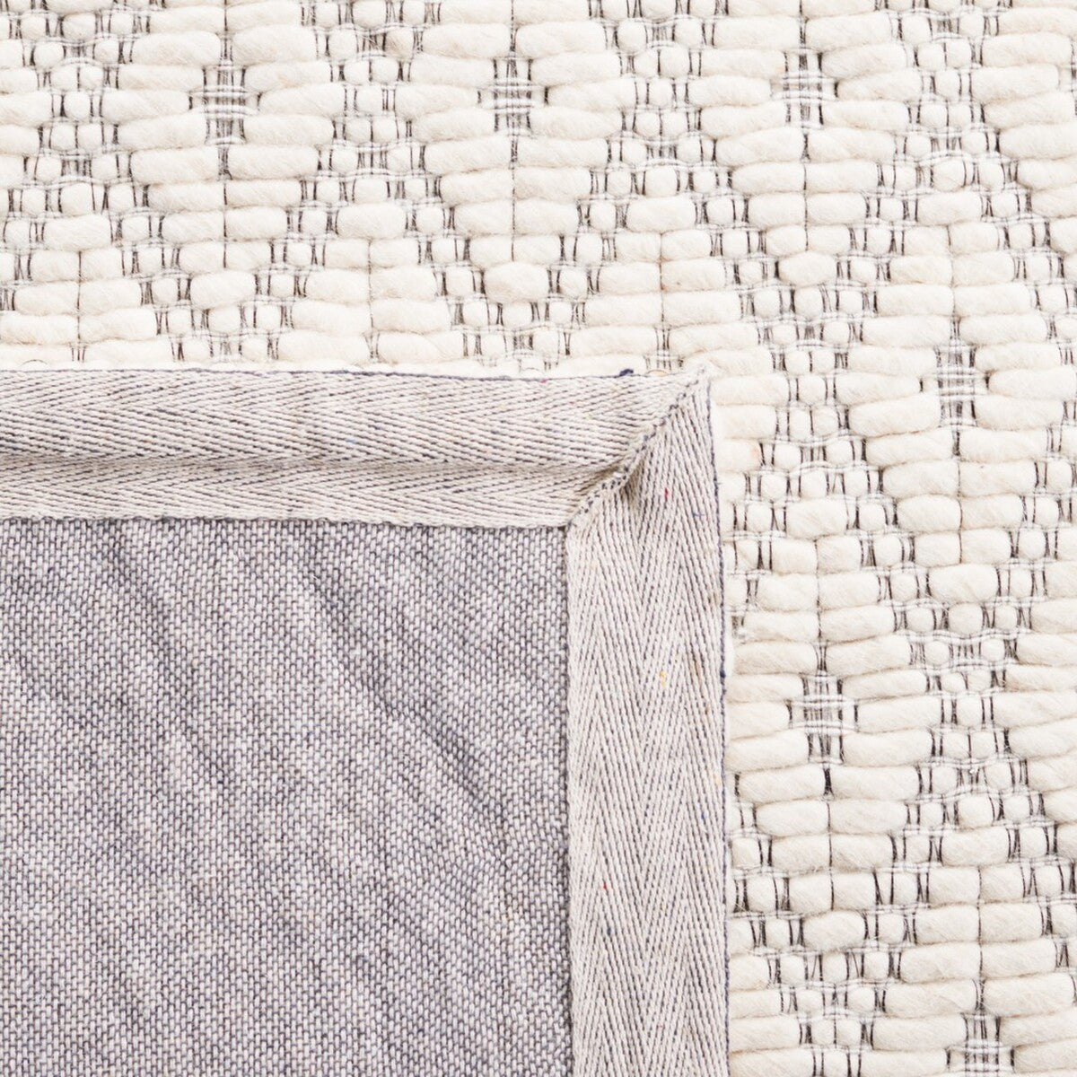 Variant gallery image 3