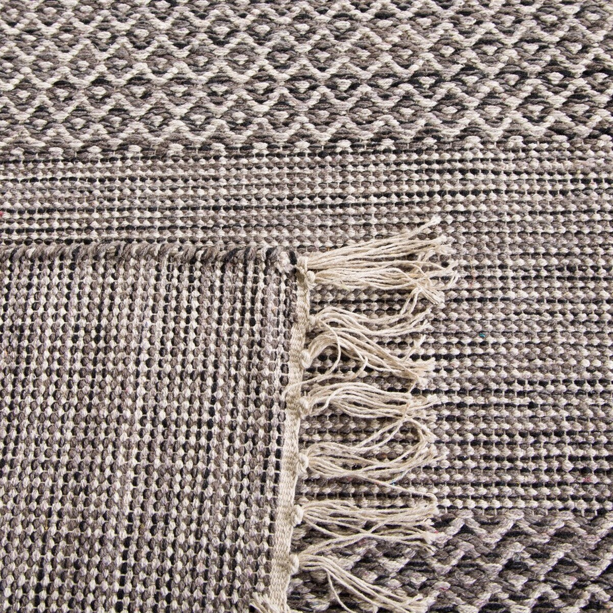 Variant gallery image 3