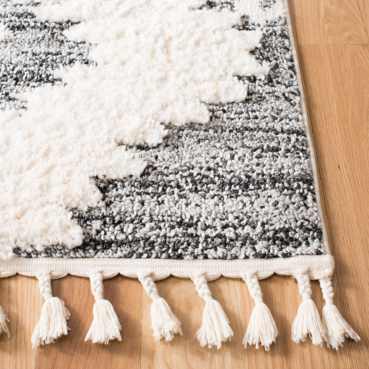 Moroccan Tassel Shag  Rug Collection - MTS652F - SAFAVIEH