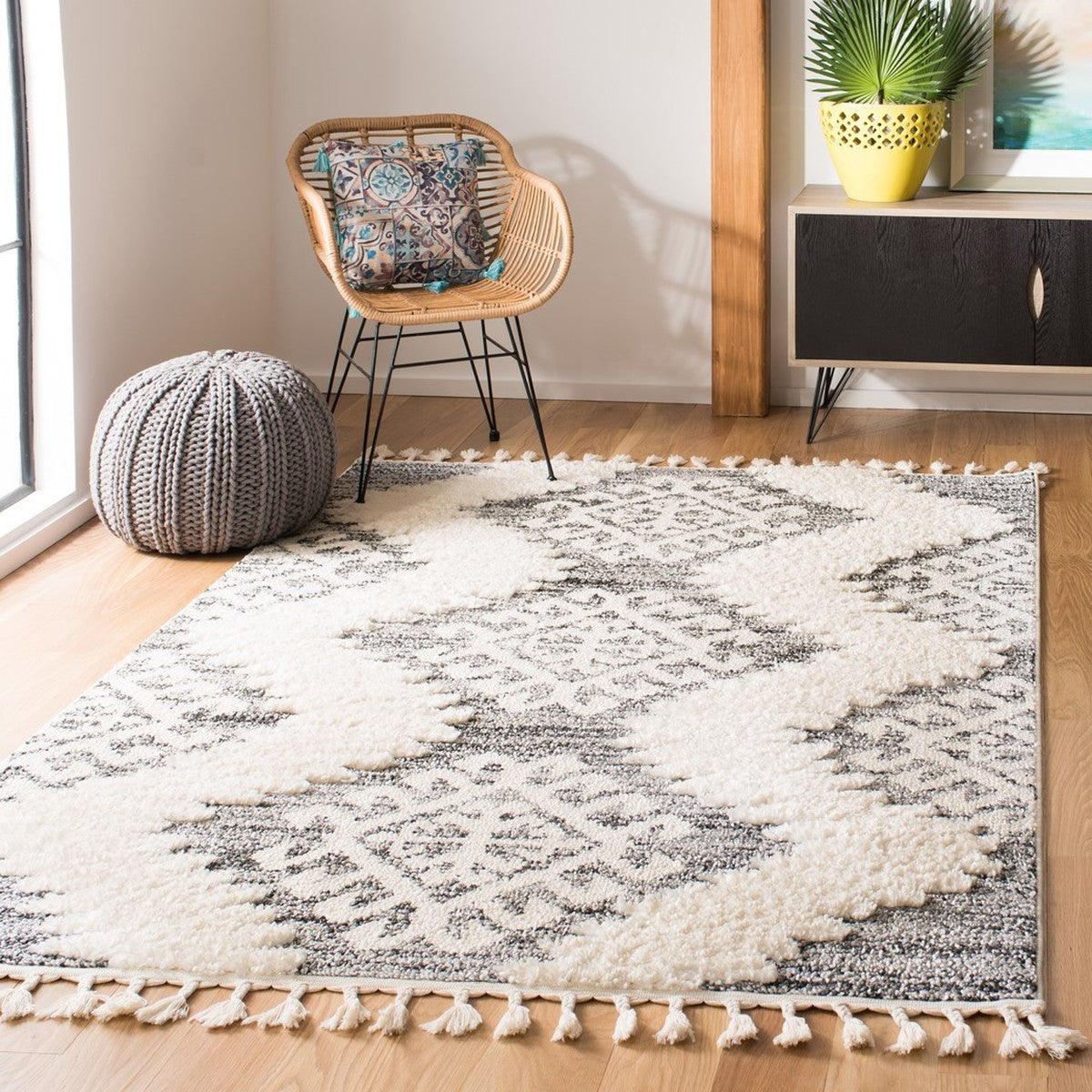 Moroccan Tassel Shag  Rug Collection - MTS652F - SAFAVIEH