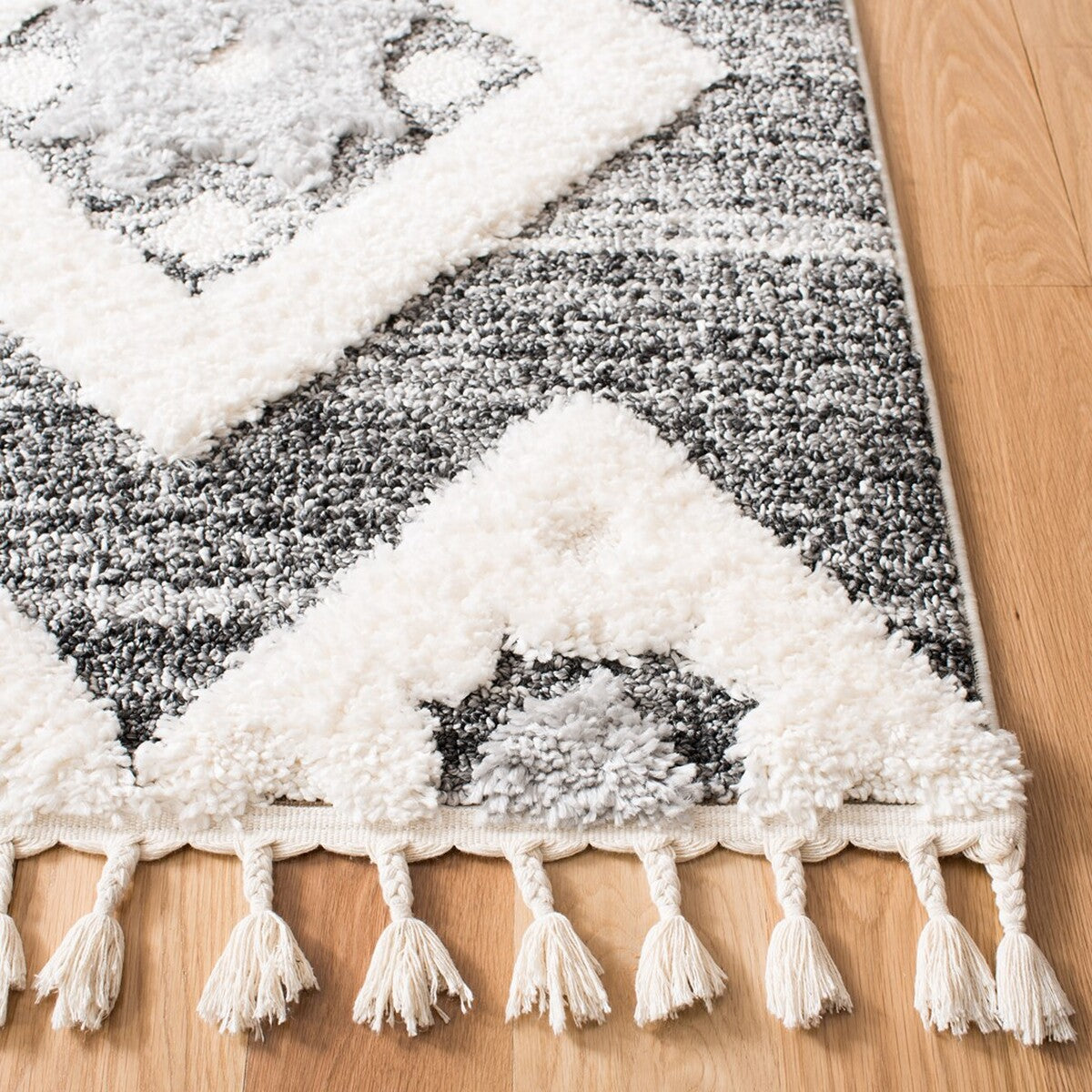 Moroccan Tassel Shag  Rug Collection - MTS664G - SAFAVIEH