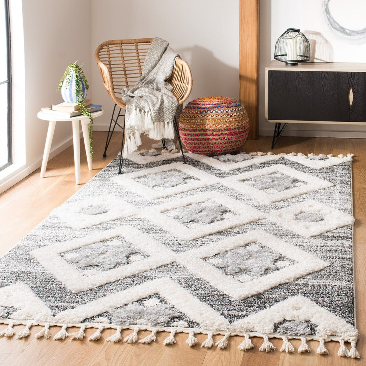 Moroccan Tassel Shag  Rug Collection - MTS664G - SAFAVIEH