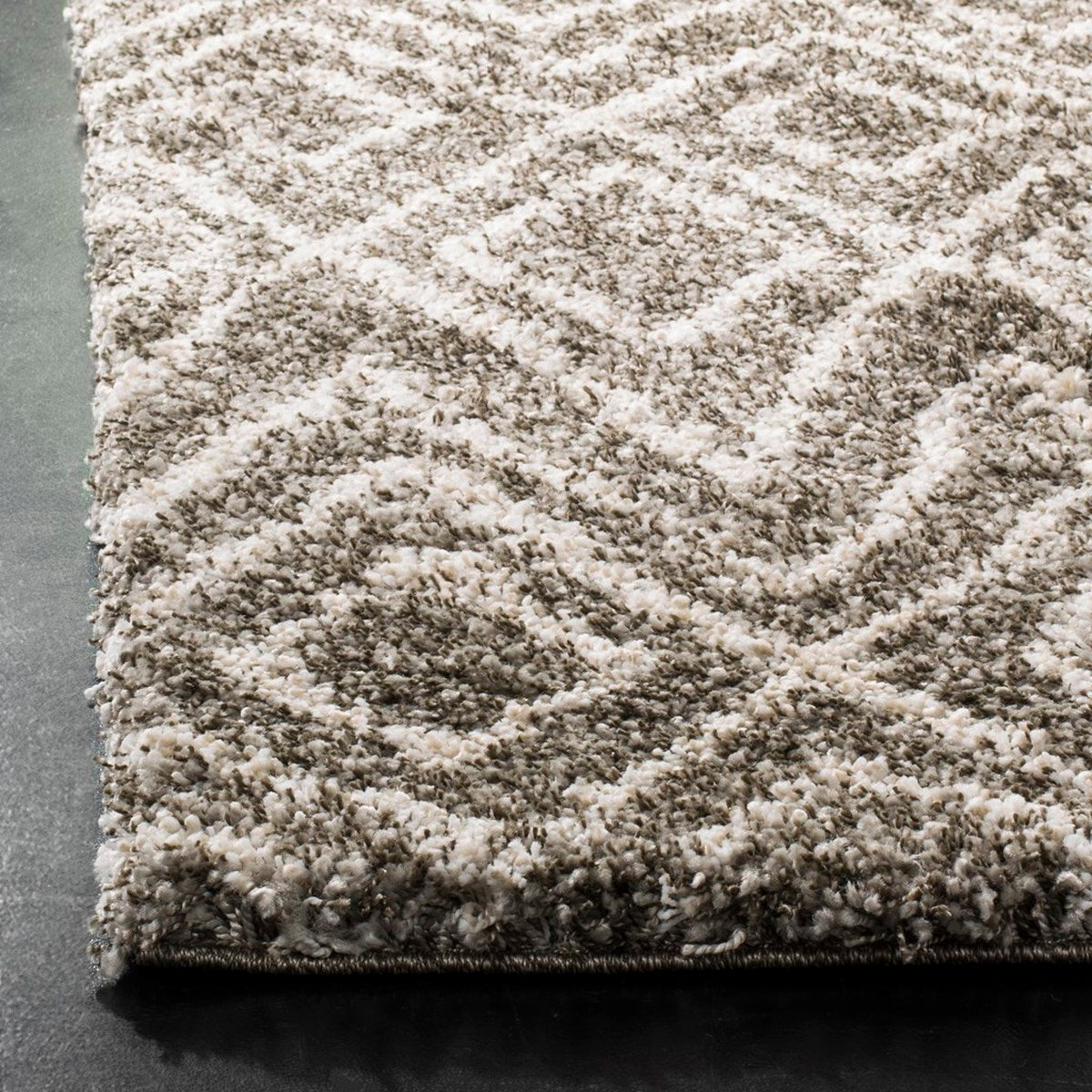 Hudson Shag  Rug Collection - SGH332B - SAFAVIEH