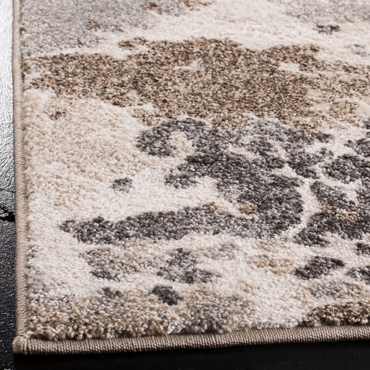 Spirit 100  Rug Collection - SPR123A - SAFAVIEH