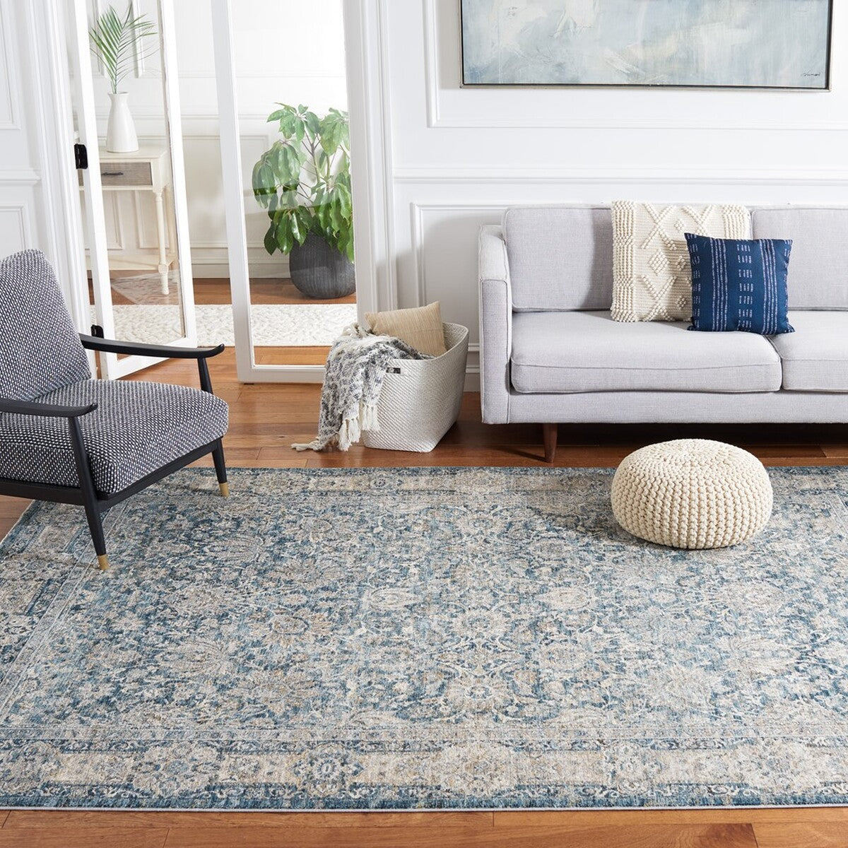 Valencia  Rug Collection - VAL570C - SAFAVIEH