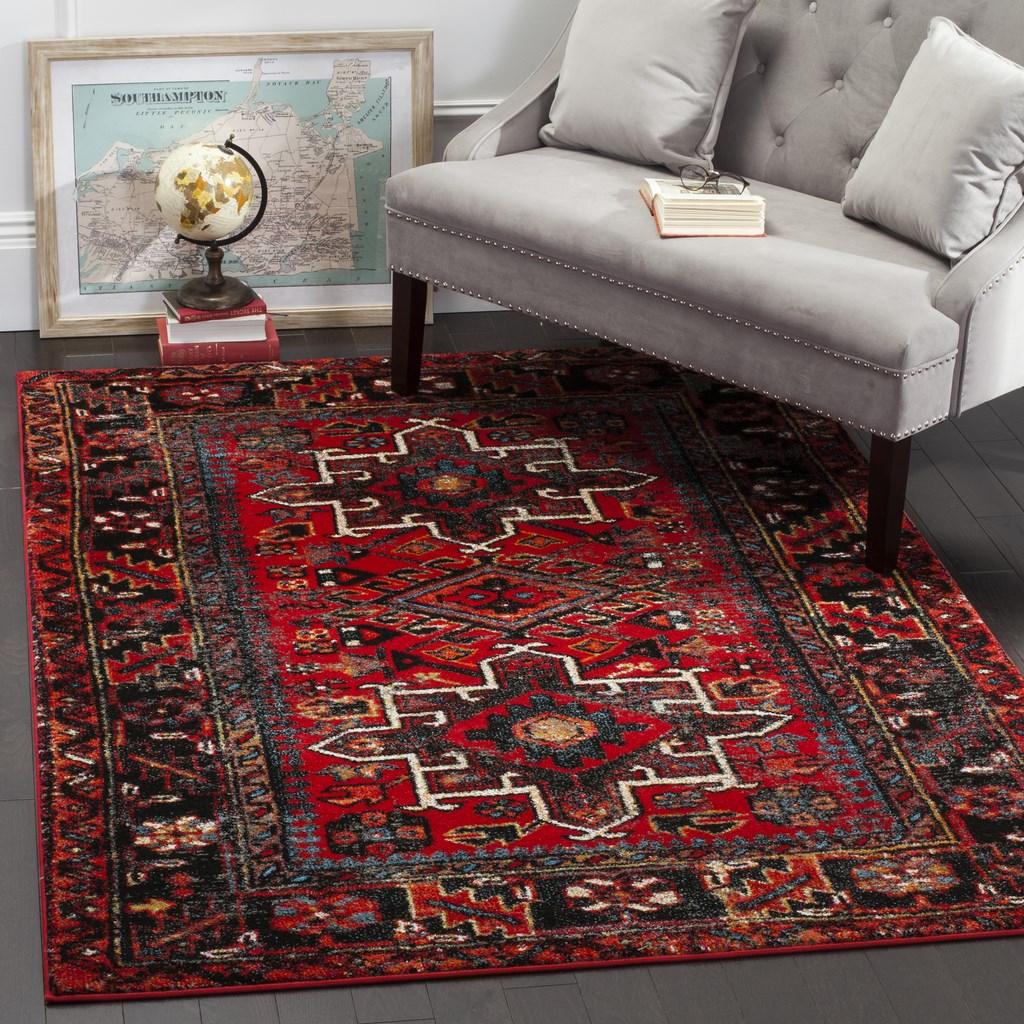 Vintage Hamadan  Rug Collection - VTH211A - SAFAVIEH