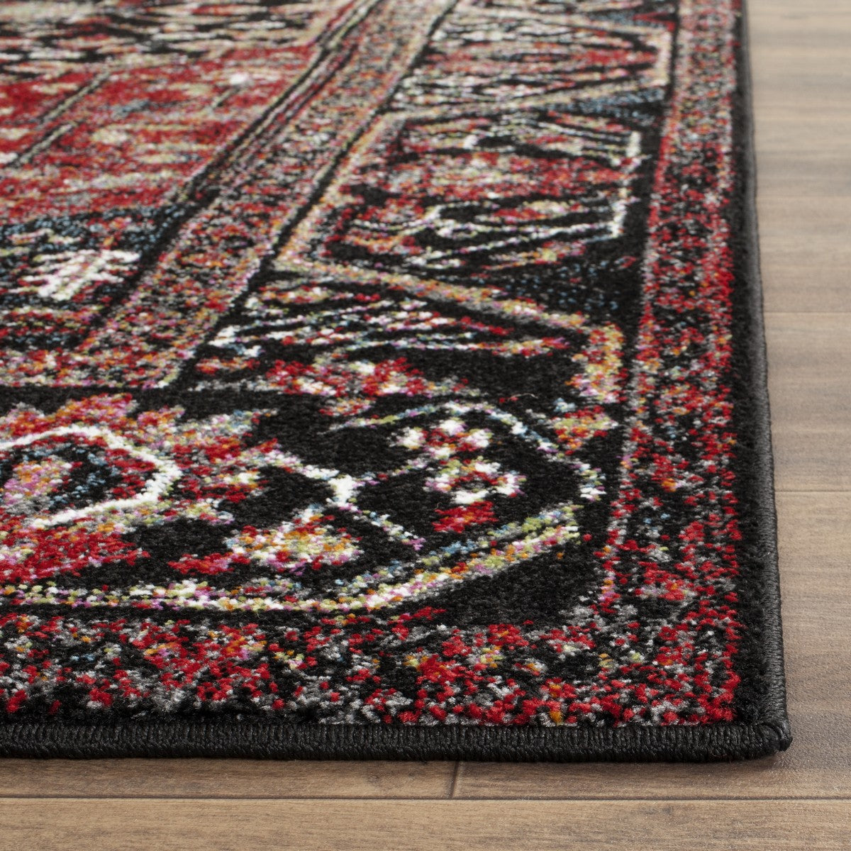 Vintage Hamadan  Rug Collection - VTH215A - SAFAVIEH