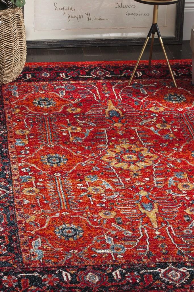 Vintage Hamadan  Rug Collection - VTH220C - SAFAVIEH